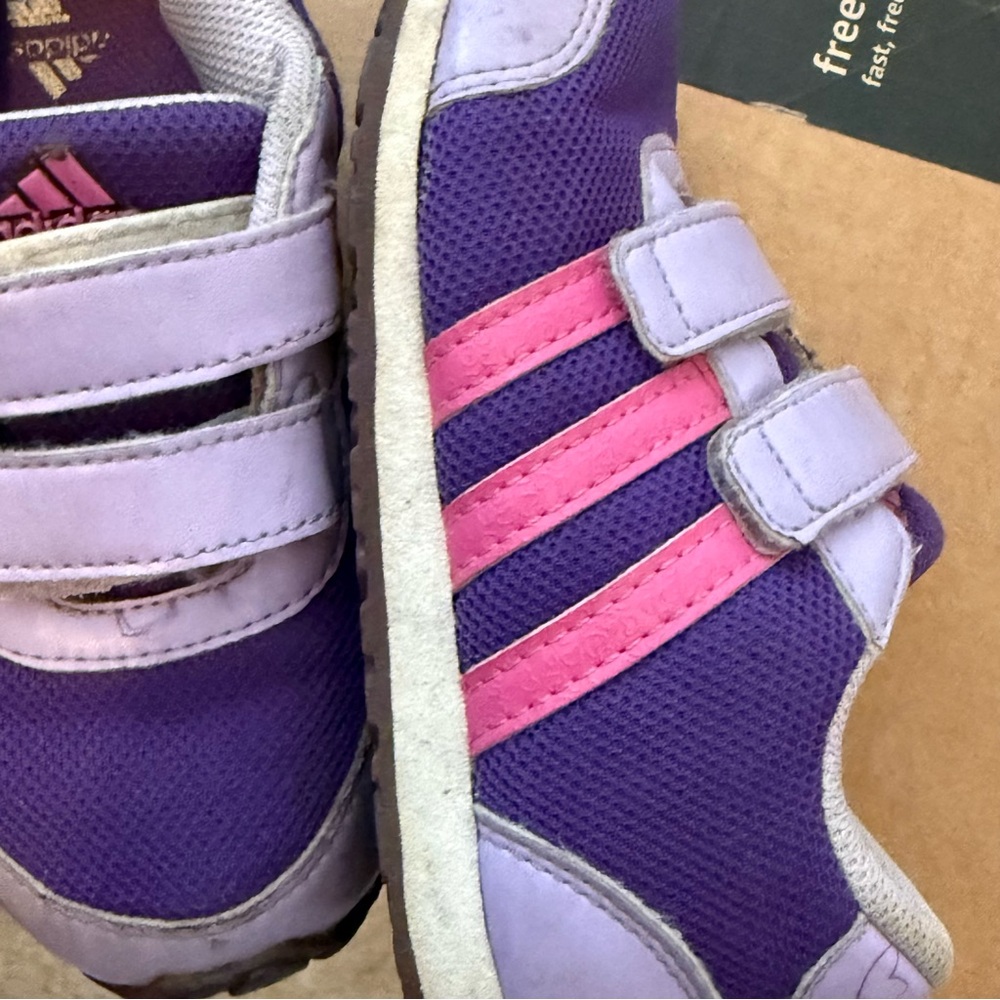 Adidas Girls Purple Pink Velcro Sneakers Size 9 Toddler Athletic - Picture 6 of 10